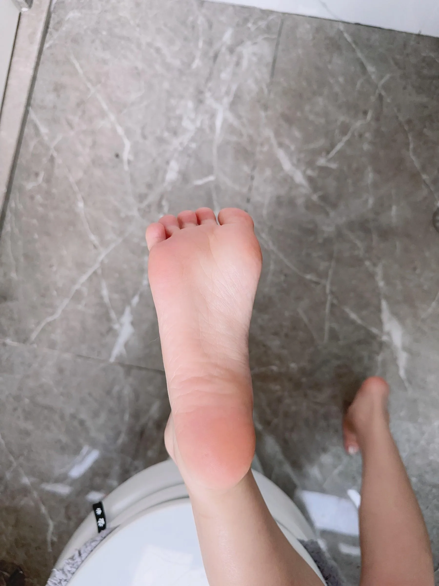 陈妮妮UNI – NO.51 美足艺术 [51P]插图3